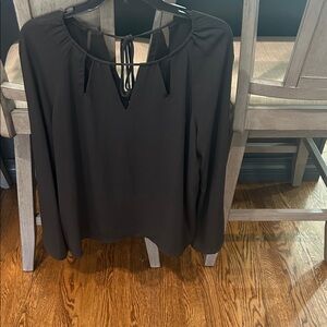 41 Hawthorn Classic Black Blouse